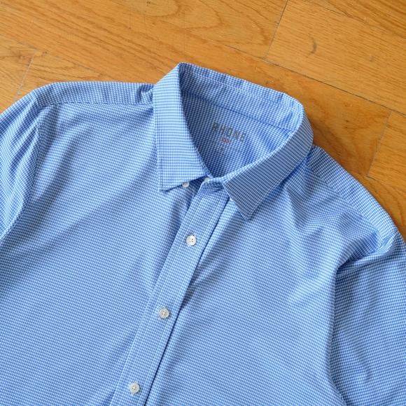 Rhone Commuter Classic Gingham Button Down Shirt Mens Size M Performance Blue - Picture 2 of 9